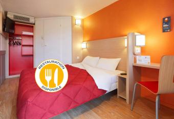 Premiere Classe Toulouse Sud - Portet allows 18 year olds to book a room