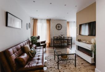 Libertad 8 has Balcony rooms