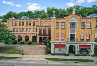 Hotel Seville has Balcony rooms