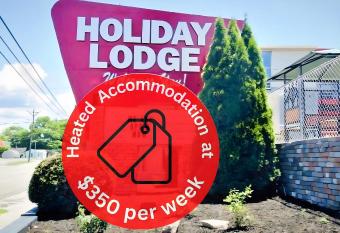 Holiday Lodge Virginia has Smoking rooms