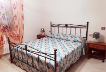 B&B SAN FRANCESCO has Balcony rooms