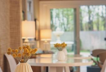 The Hotel Marblehead has Balcony rooms