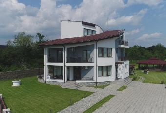 Pensiunea Casa Hortopan has Balcony rooms