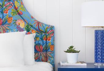 Yachtsman Lodge & Marina allows 18 year olds to book a room