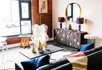 The Hive has Balcony rooms