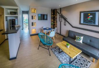 Metroloft 204 allows 18 year olds to book a room