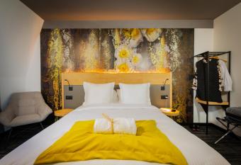 Berti Hotel - Mulhouse Centre Gare allows 18 year olds to book a room