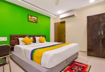 Itsy By Treebo - Carnival Inn allows 18 year olds to book a room