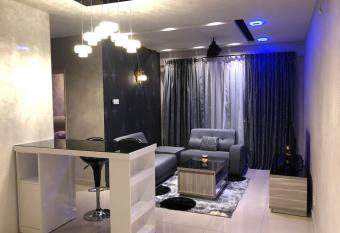 BAHAAMAS@ARC has rooms with a private hot tub