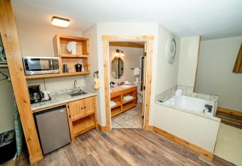 Murphy's Resort has Balcony rooms