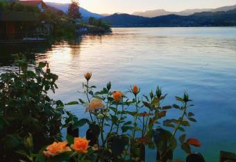 Dina apartman Jablani  ko jezero has Balcony rooms