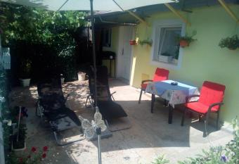 K&K Studio Apartment Kostrena allows 18 year olds to book a room