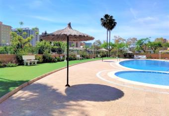 ACV - Costa Caribe I - 2   linea, planta 2, norte - 2 allows 18 year olds to book a room