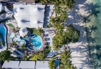 La Vida Samui allows 18 year olds to book a room