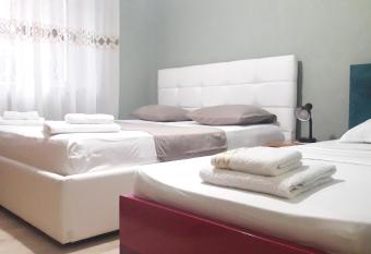 Tirana City Center Apartment allows 18 year olds to book a room