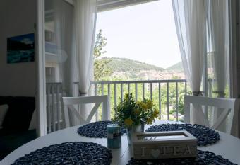 Lighthouse allows 18 year olds to book a room