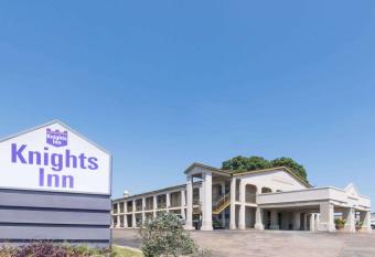 Knights Inn - Belton/Temple has Smoking/Balcony rooms