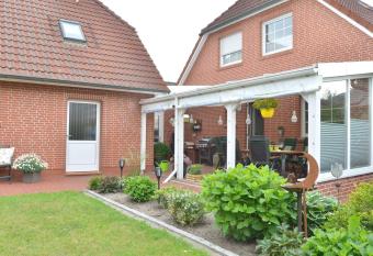 Ferienwohnung Sonnenberg, 25502 has Balcony rooms