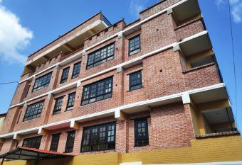 Hotel Green Valley Nagarkot has Balcony rooms