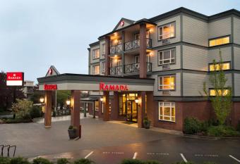 Ramada by Wyndham Nanaimo has Balcony rooms