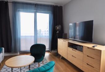 Apartments Tylna III allows 18 year olds to book a room