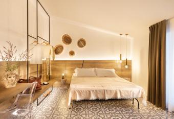 Filinona B&B allows 18 year olds to book a room