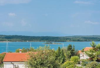 Apartment F-1 Klimno has Balcony rooms
