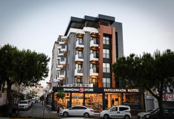 PAP  LLONADA HOTEL has Balcony rooms