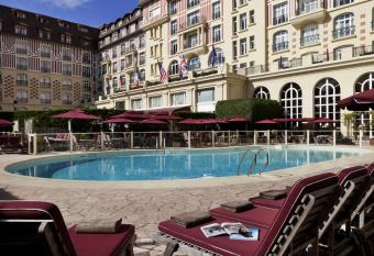 H  tel Barri  re Le Royal Deauville has Balcony rooms