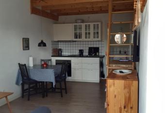 Sulkendrup M  lle allows 18 year olds to book a room