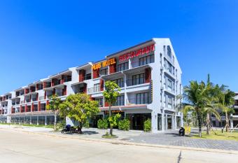 Plus Hotel Phu Quoc allows 18 year olds to book a room