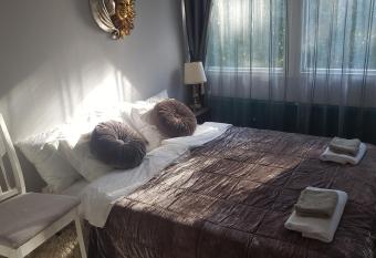 Room to rent in familyhouse - Bob  ck B  ckf  ran - Kirkkonummi has Balcony rooms