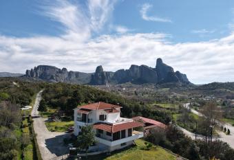 NATURE GUEST HOUSE KASTRAKI has Balcony rooms