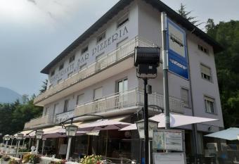 Albergo Meridiana has Balcony rooms