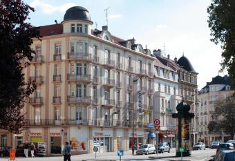 H  tel Escurial - Centre Gare has Balcony rooms