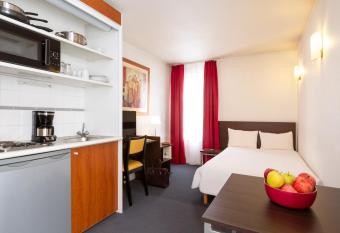 Aparthotel Adagio Access La D  fense - L  onard De Vinci has Balcony rooms