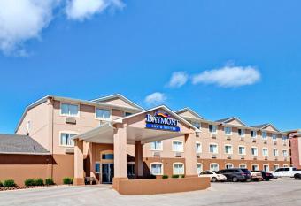 Quality Inn allows 18 year olds to book a room