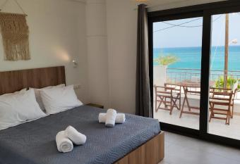 Ellie Apartments Stalida has Balcony rooms