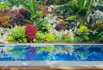 Rainbow Villas allows 18 year olds to book a room