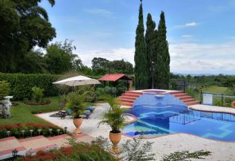 Hotel Boutique Finca Los Mangos has Balcony rooms