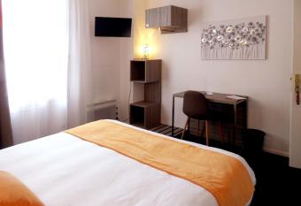 H  tel Ker Izel Saint-Brieuc Centre Historique allows 18 year olds to book a room