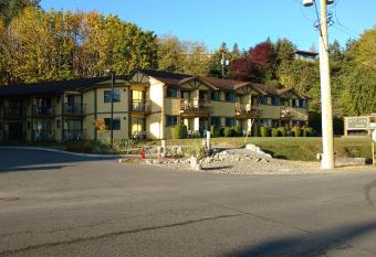 Wessex Inn By The Sea allows 18 year olds to book a room