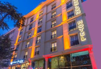 Kensington Hotel   stanbul allows 18 year olds to book a room