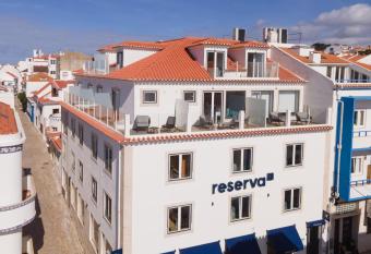 Reserva FLH Hotels Ericeira allows 18 year olds to book a room
