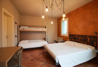 B&B Casa Campagnari has Balcony rooms