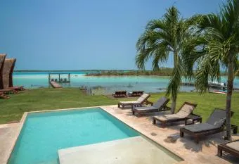 Vias Maya Bacalar Hotel allows 18 year olds to book a room