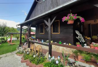 Ku  a Viola, traditional wooden house in Tuhelj has Balcony rooms