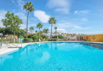 Bajo junto al mar    Casa Carmela    has Balcony rooms
