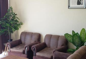 Executive Apartment Guatemala City allows 18 year olds to book a room