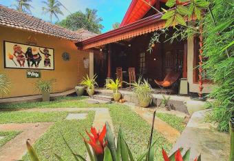 Thara Cabana has Balcony rooms